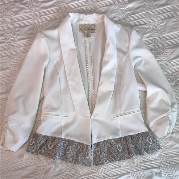 Daytrip Jackets & Blazers - White Accent Blazer