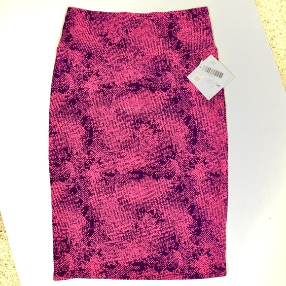 LuLaRoe Dresses & Skirts - NWT LuLaRoe Cassie Pink and Blue Pencil Skirt