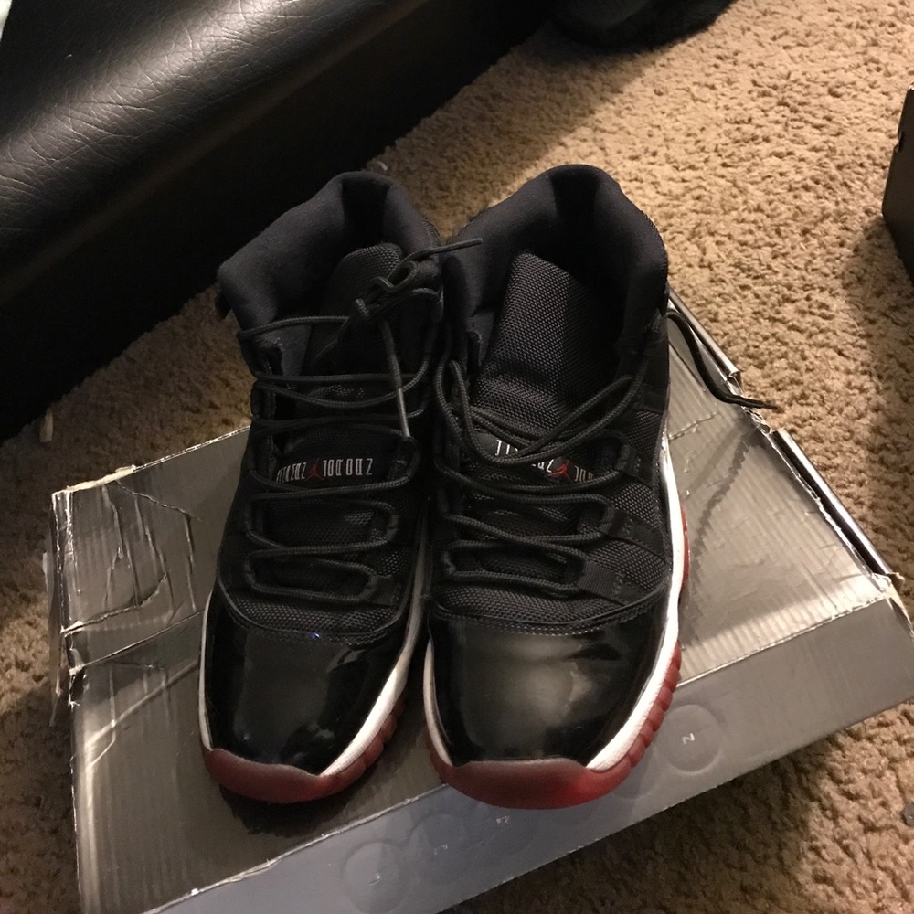 Bred 11 girls size 6y worn