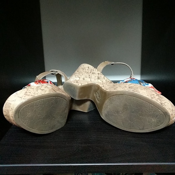 Comfortable wedge sandals - Picture 4 of 6