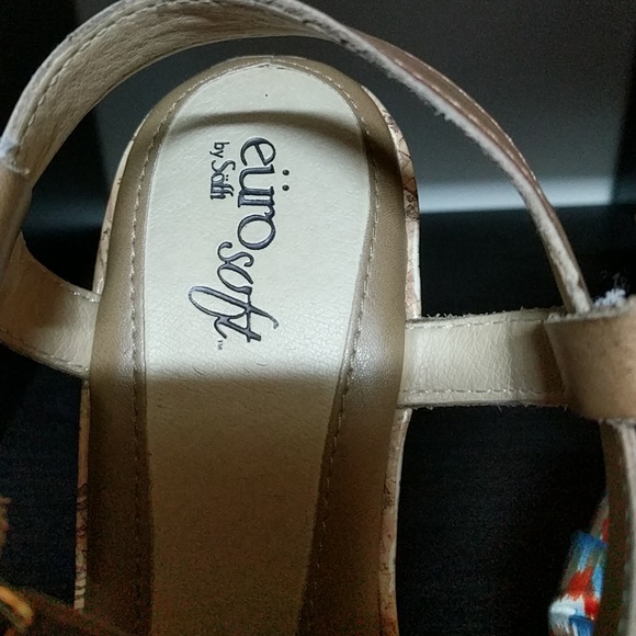 Comfortable wedge sandals - Picture 5 of 6