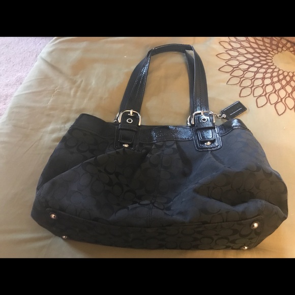 Authentic large classic Coach bag - Picture 4 of 4