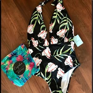 Cupshe Years of Flowers one-piece bathing suit