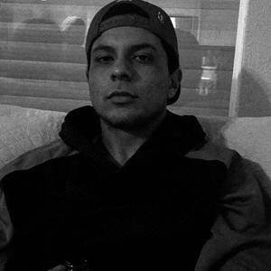 Meet your Posher, Alec