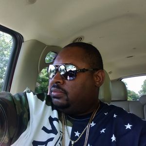 Meet your Posher, Devan