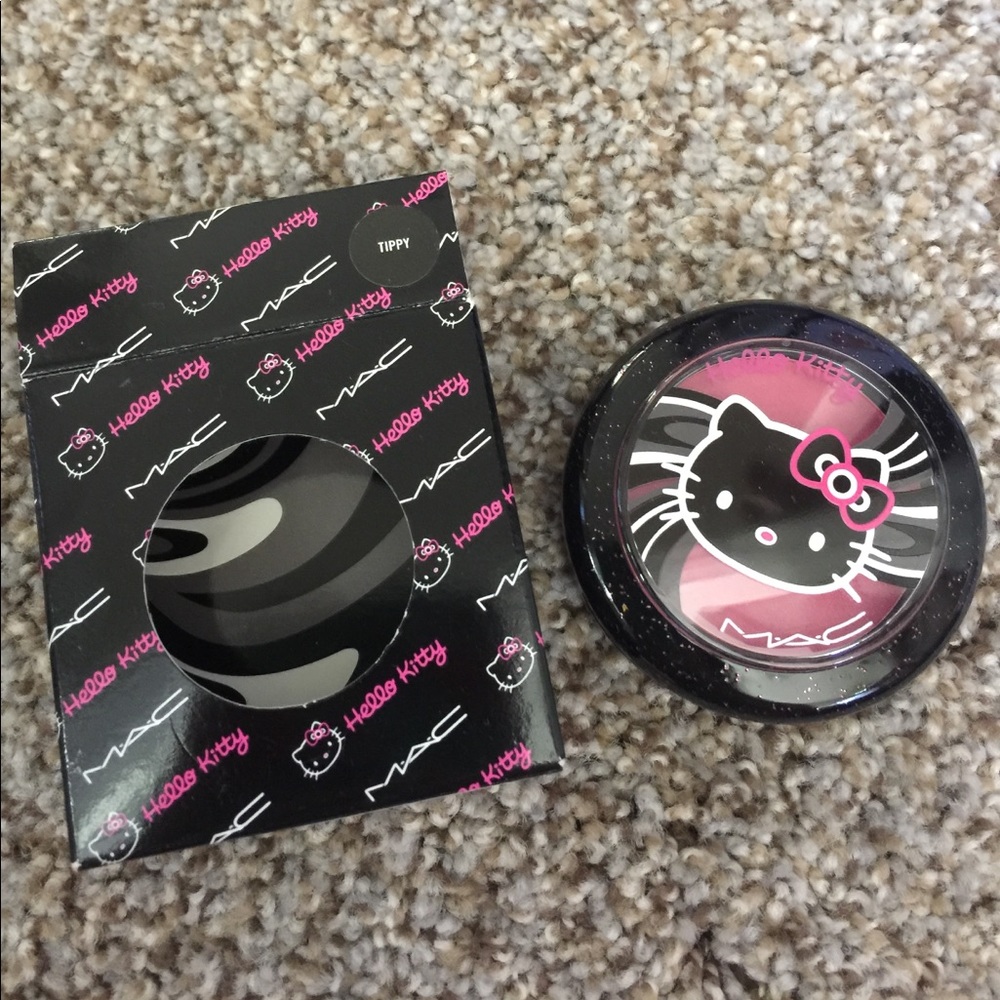 Mac Hello Kitty LE Beauty Powder Blush TIPPY