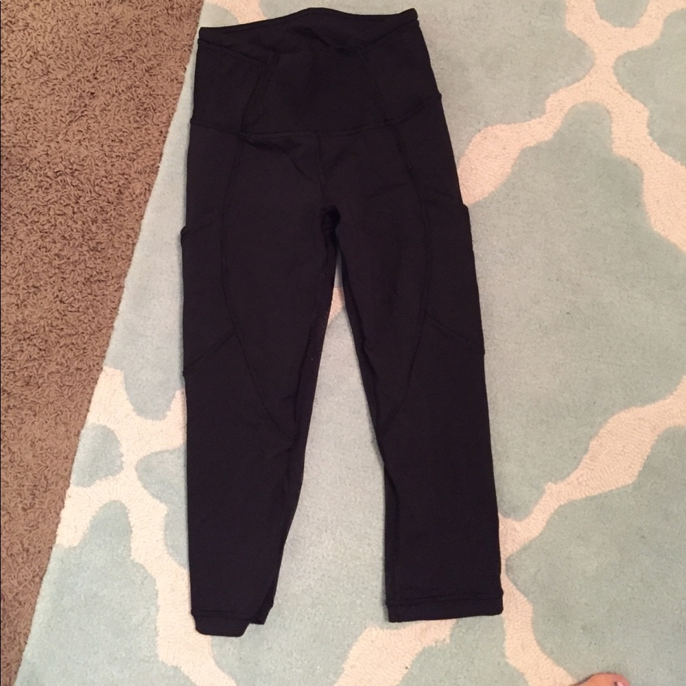 Lululemon Crop Legging with Mesh