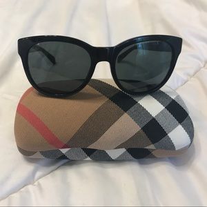 Burberry sunglasses