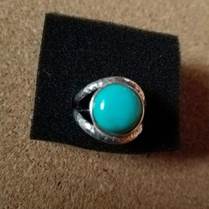 Sterling silver hammered turquoise ring