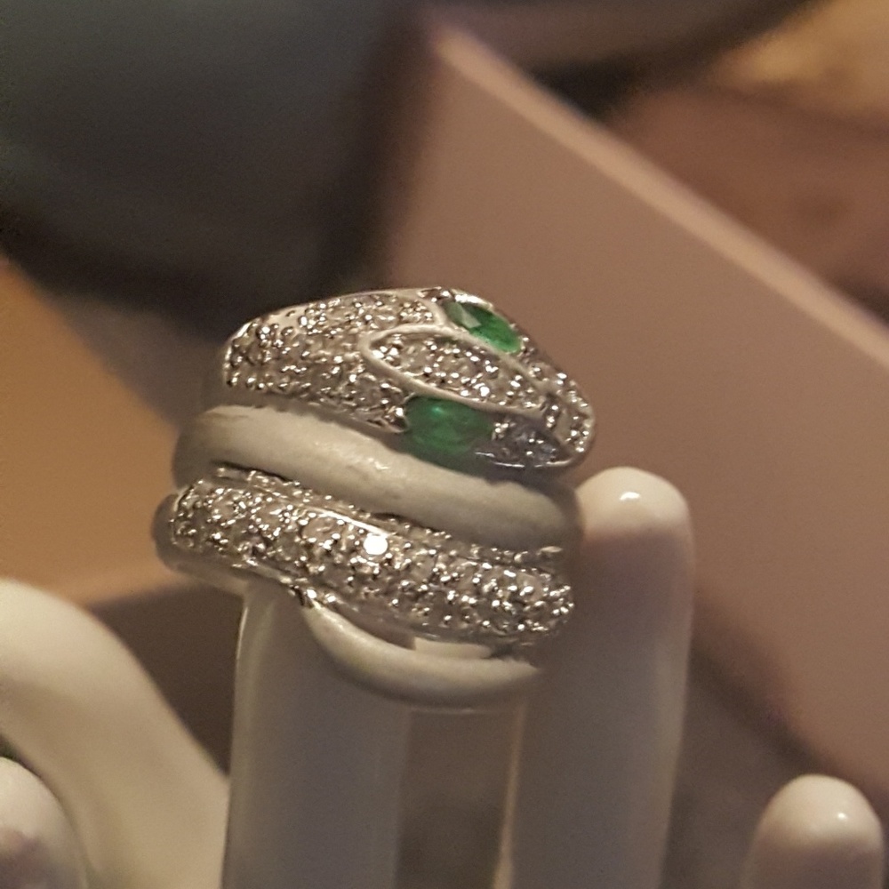 SNAKE RING