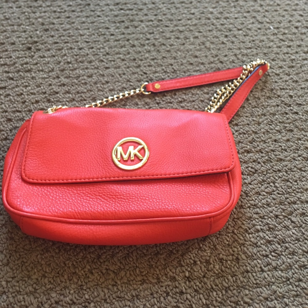 Michael Kors purse. EXCELLENT condition!