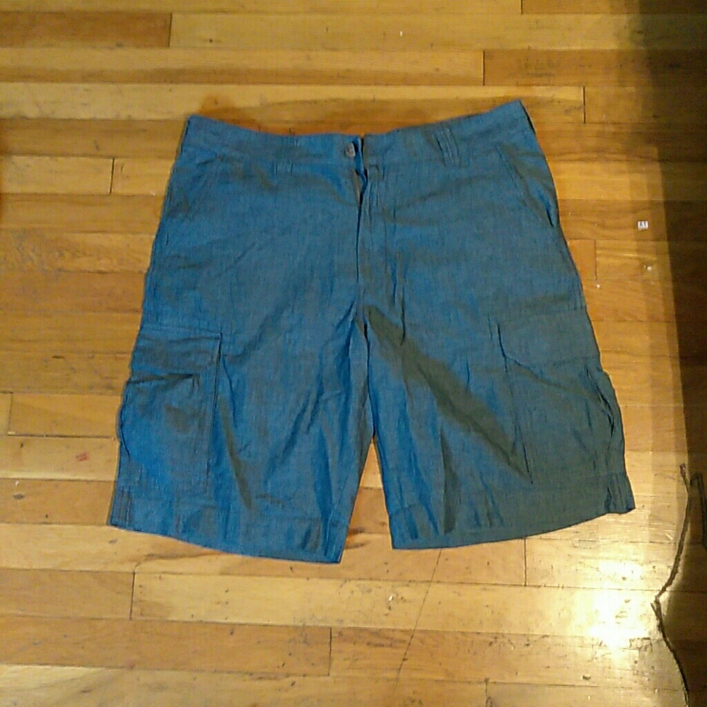 cargo shorts