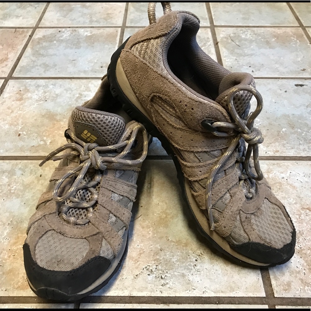 Women's Columbia hiking shoes