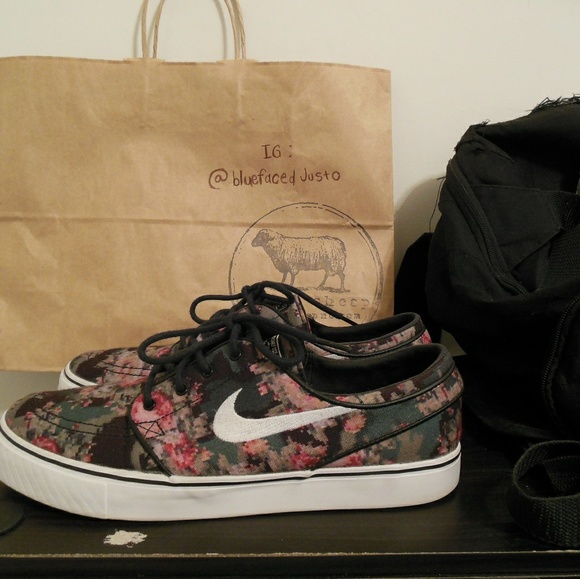 Nike SB Stefan Janoski Digi Floral OG Colorway - Picture 3 of 5