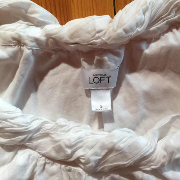 😊 LOFT summer top - Picture 2 of 3