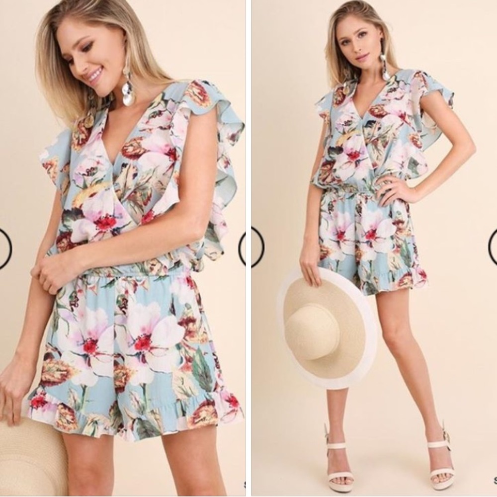 NWT floral romper!