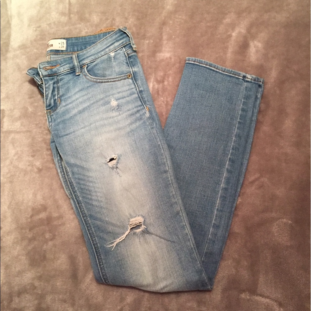 Hollister light wash distressed denim size 1S