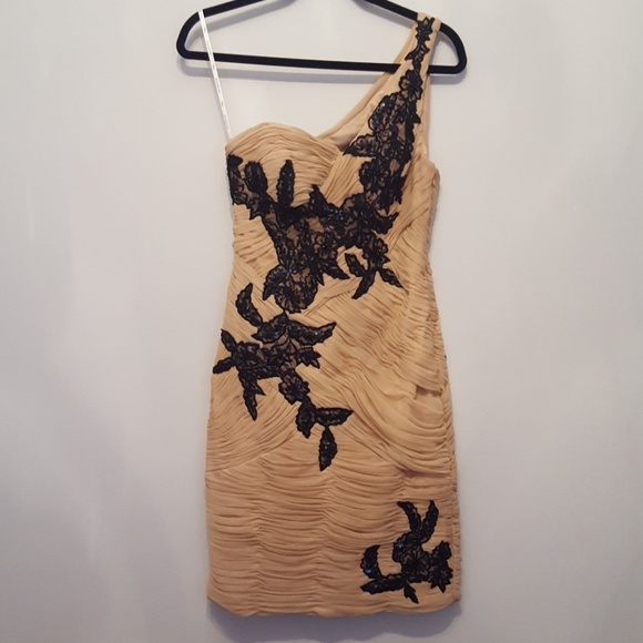 Sue Wong Dresses & Skirts - Peach and black asymmetrical Sue Wong dress