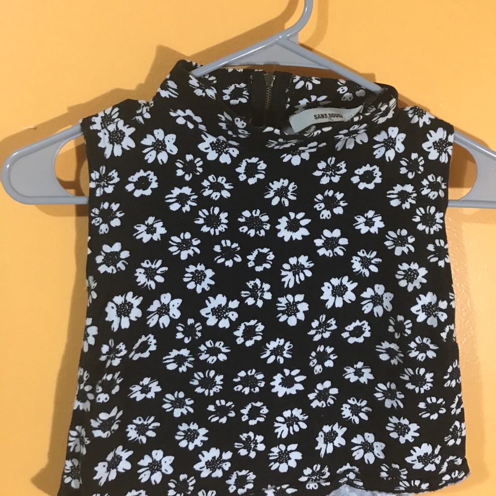 Floral Black & White Crop Top