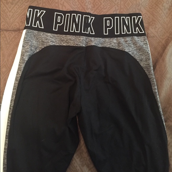 PINK Victoria's Secret Pants - VS PINK Ultimate legging!!