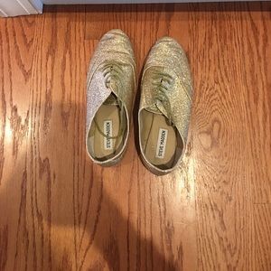 Steve Madden Gold Flats
