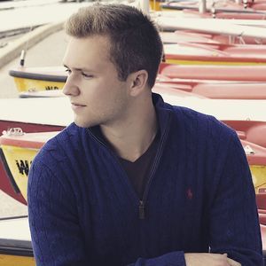 Meet your Posher, Logan