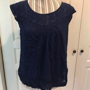 Cute Jessica Simpson top