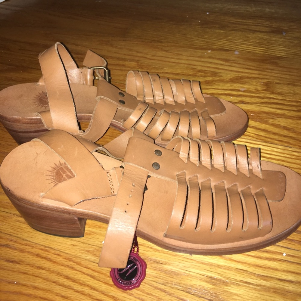 Summertime sandal