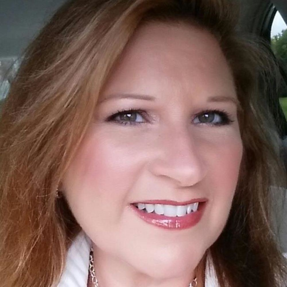 Meet your Posher, Denise