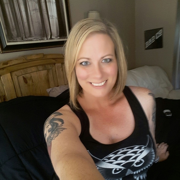 Meet your Posher, Kay - Picture 1 of 1