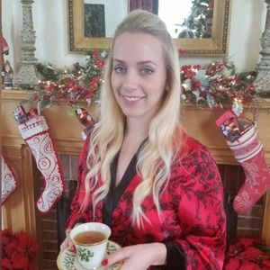 Meet your Posher, Anna