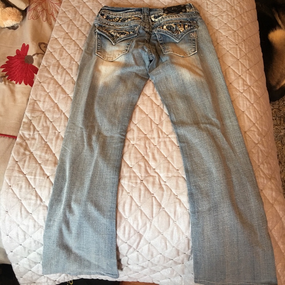 Jeans