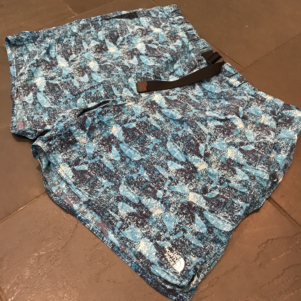 ⭐️SALE⭐️North Face Swim Trunks