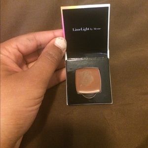 Limelight by Alcone Concealer in the shade CO6