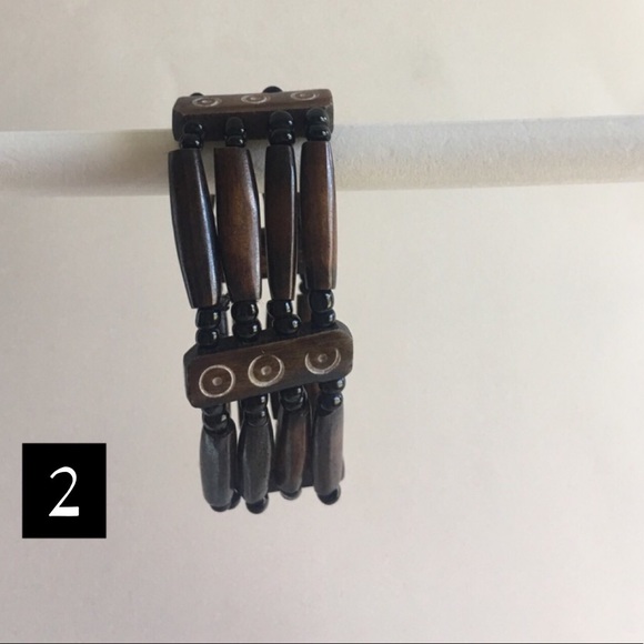 Gorgeous African Handcarved Bracelets - Picture 4 of 6