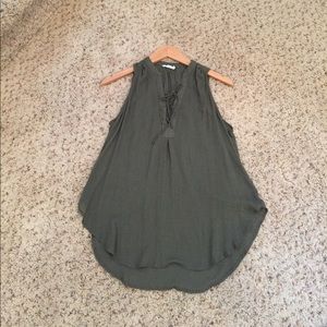 Lace up summer tank☀️☀️, never worn