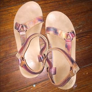 Jhene aiko tevas