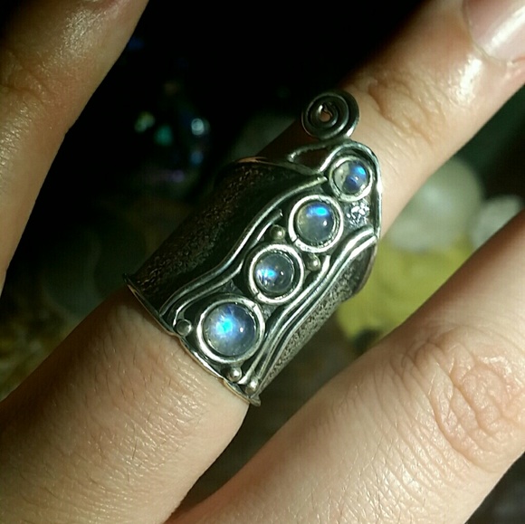 FURR0C!0US||K4TG4R!!! Jewelry - Size 6.5 Labradorite 925 Stamped Ring