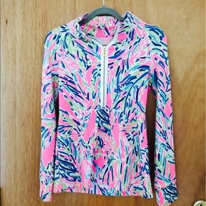 Lily Pulitzer pull over! Only worn once