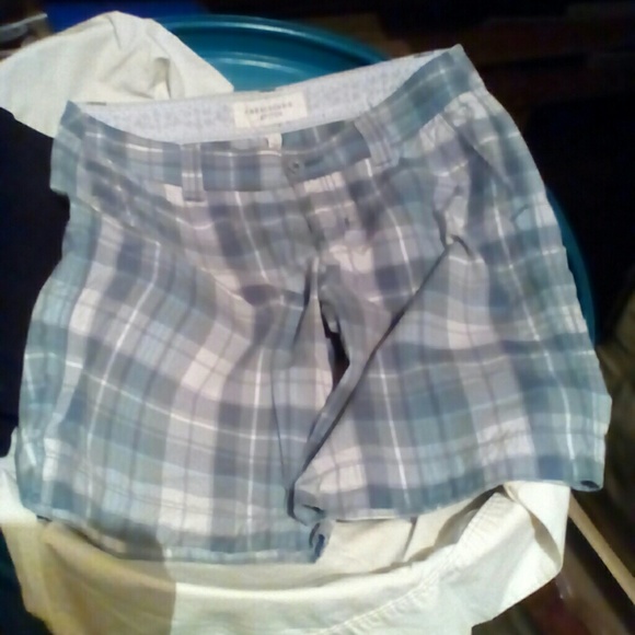 Shorts - Picture 1 of 2