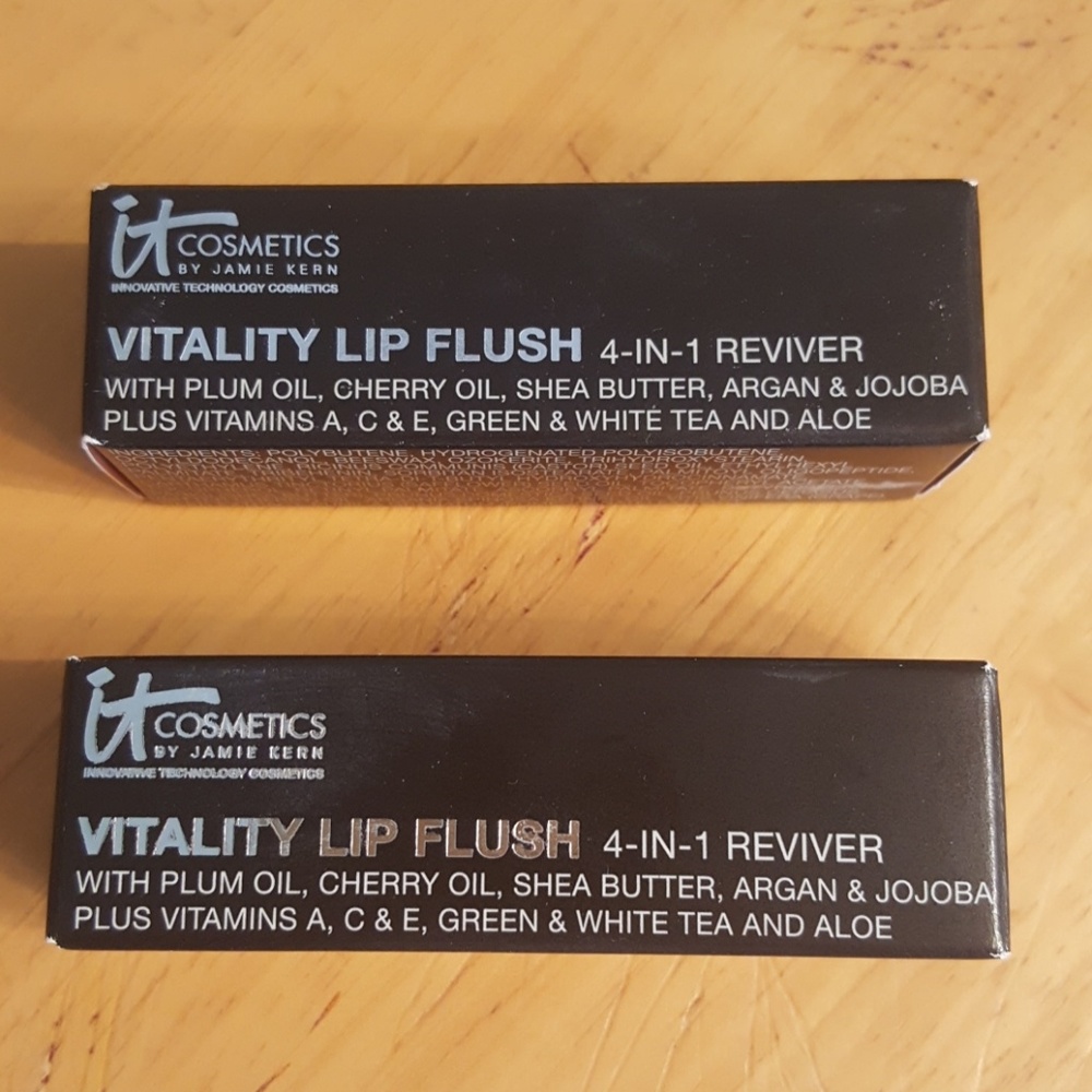 Set of 2 IT Cosmetics Lipsticks