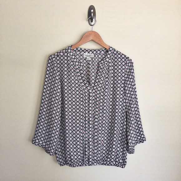 Dress Barn Tops - Dress Barn flowy gauze blouson top sz M