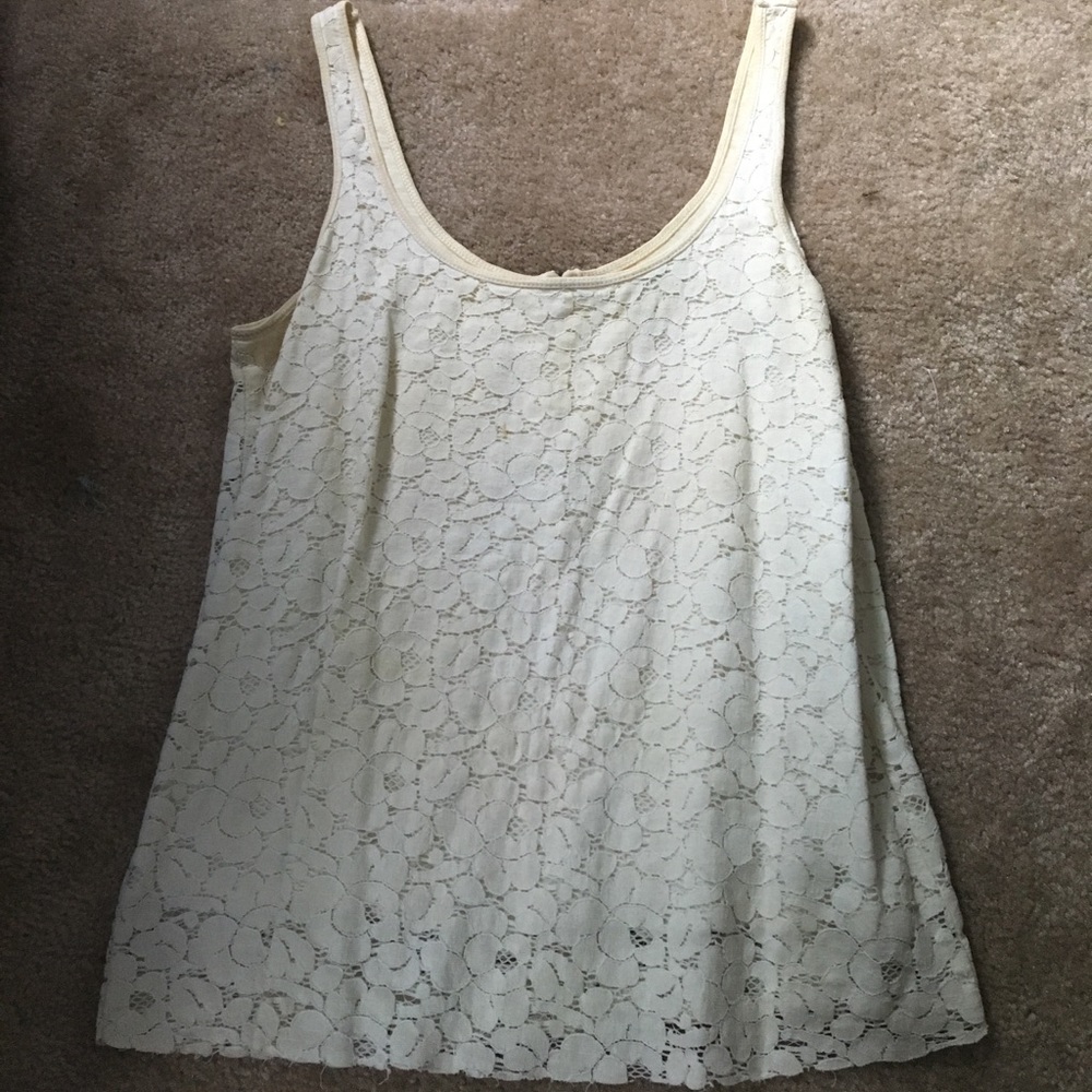 Off white flower patterned tank top