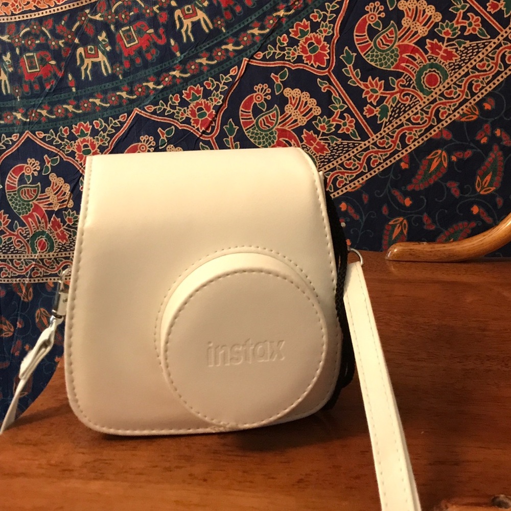 Mini 8 Instax Polaroid Camera (Gently Used)