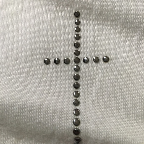 White tank top with gem cross pattern - Picture 4 of 4