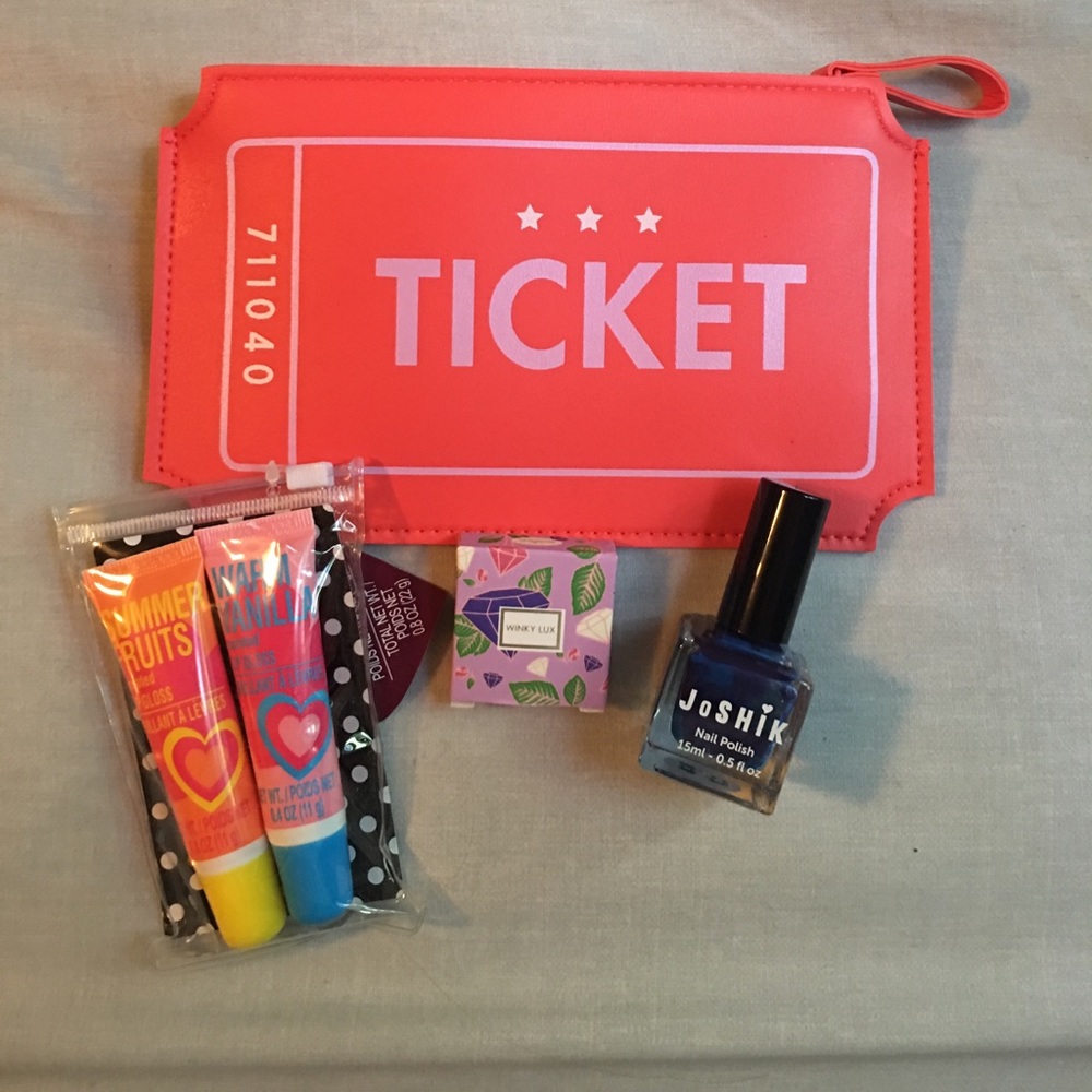 Ipsy Bag with products