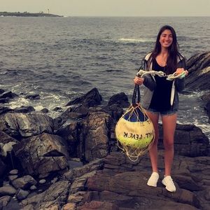 Meet your Posher, Megan