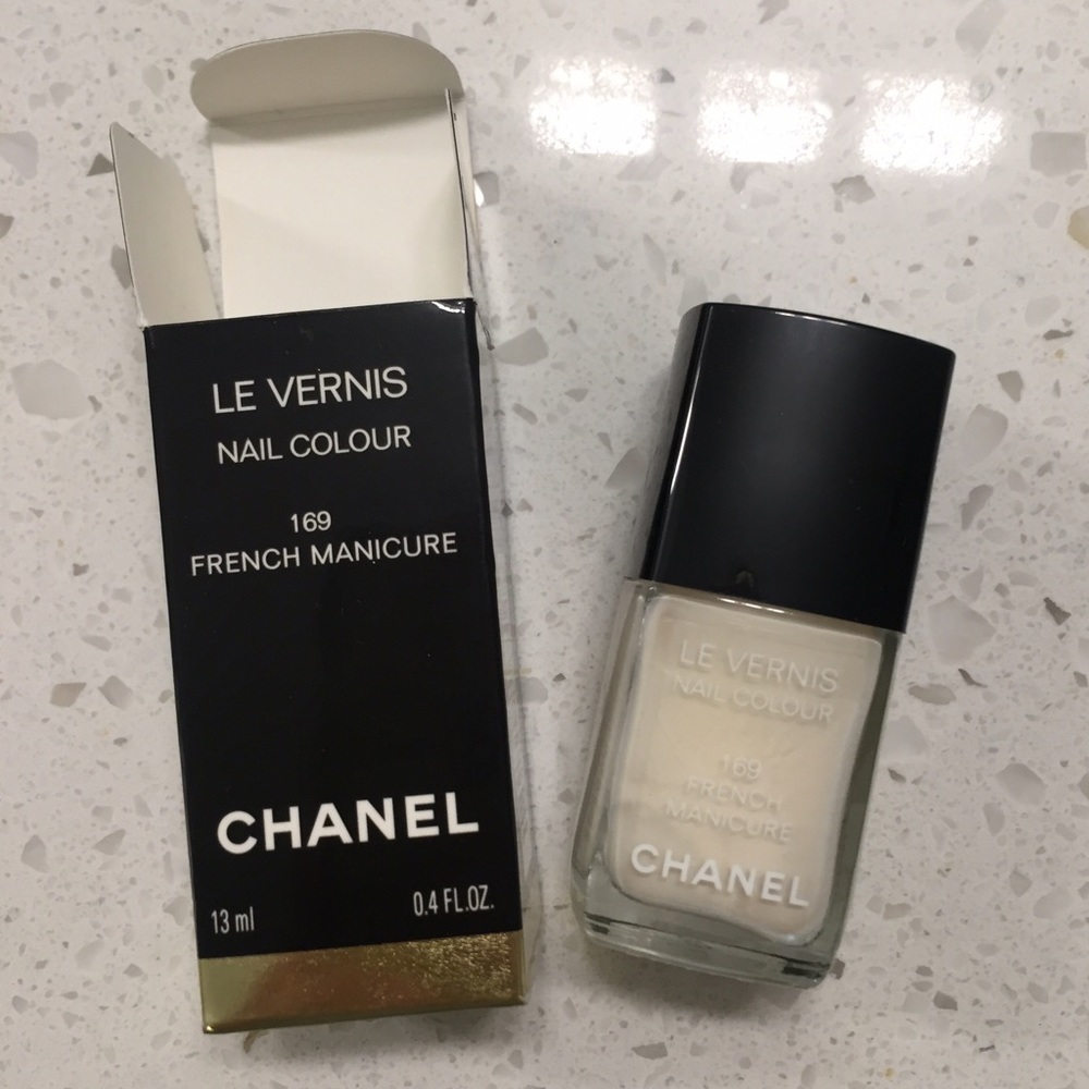 Authentic NEW Chanel French mani nail polish