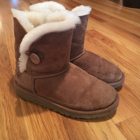 UGG Shoes Authentic Uggs Kids Size 4 Unisex Boot Poshmark