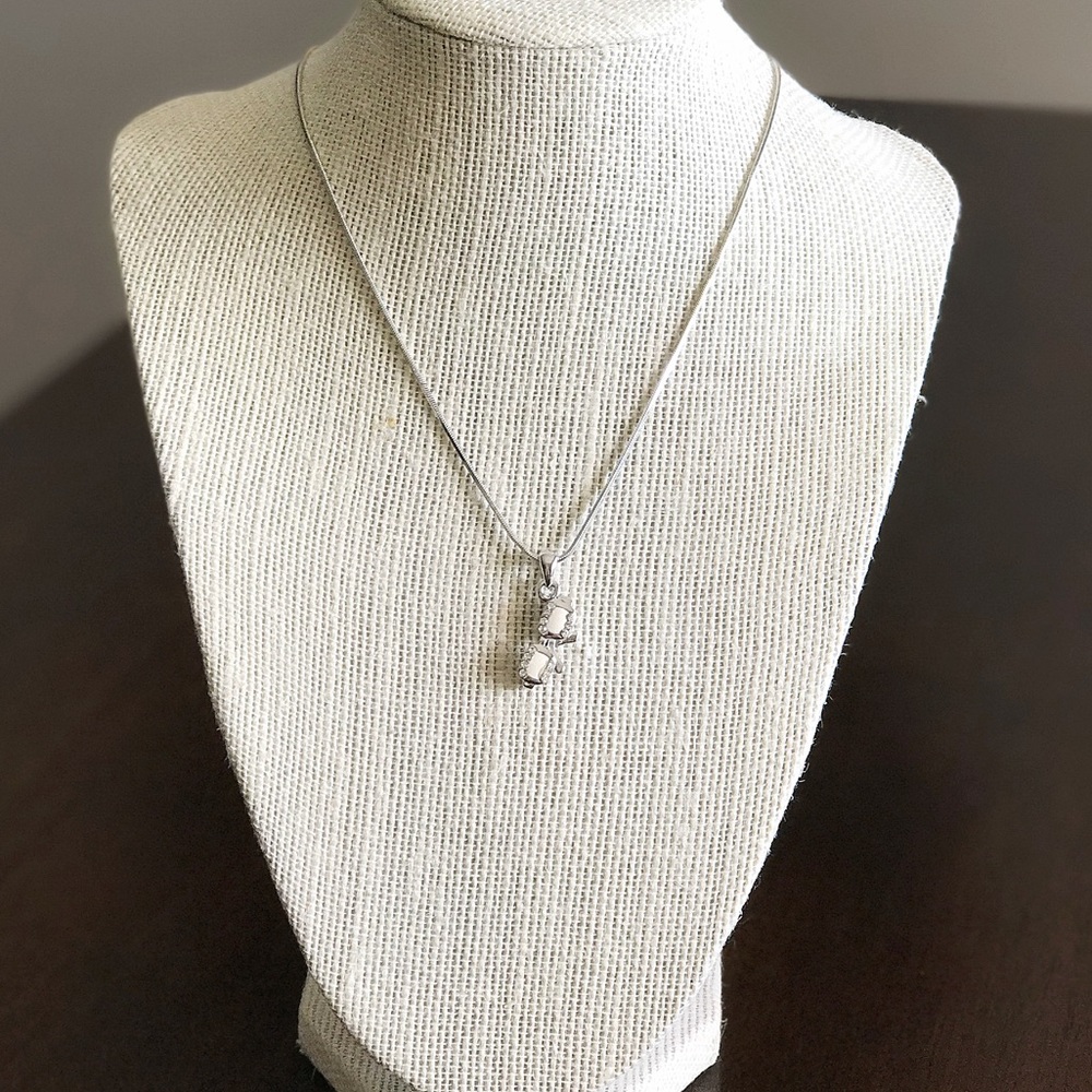 Cali Sunglasses Necklace